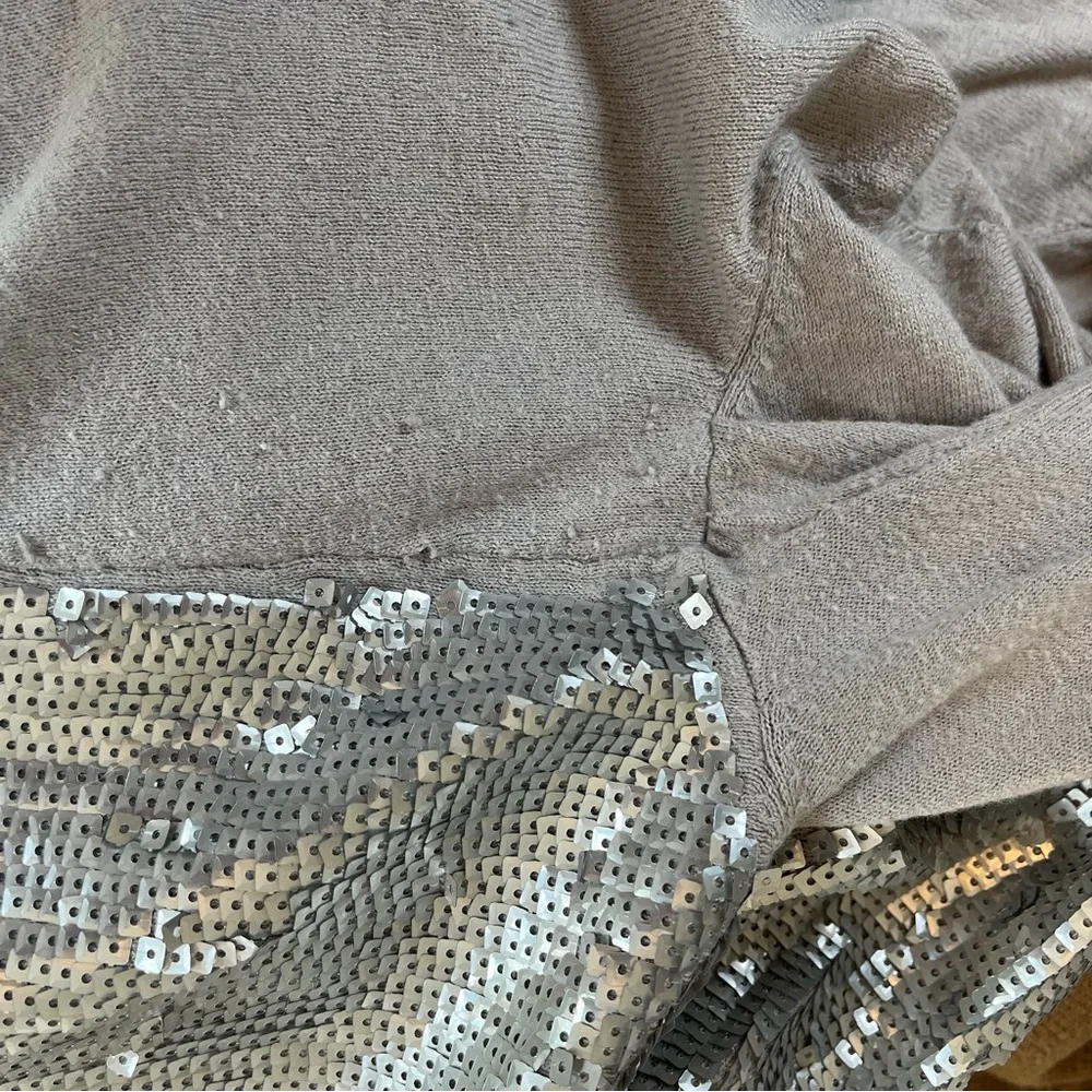 (4) Plus Size Professional Sequin Embellished Gray Blouse Beige  Sweater Office - Picture 11 of 16
